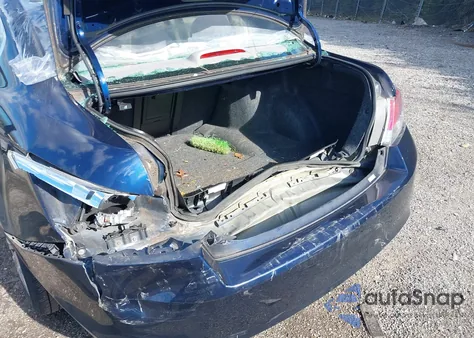 2010 Honda Accord 2.4 Lx z USA, uszkodzony, nr VIN 1HGCP2F3XAA133657